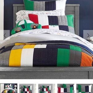 Pottery Barn Kids Logan toddler quilt Multicolor Patchwork Quilt